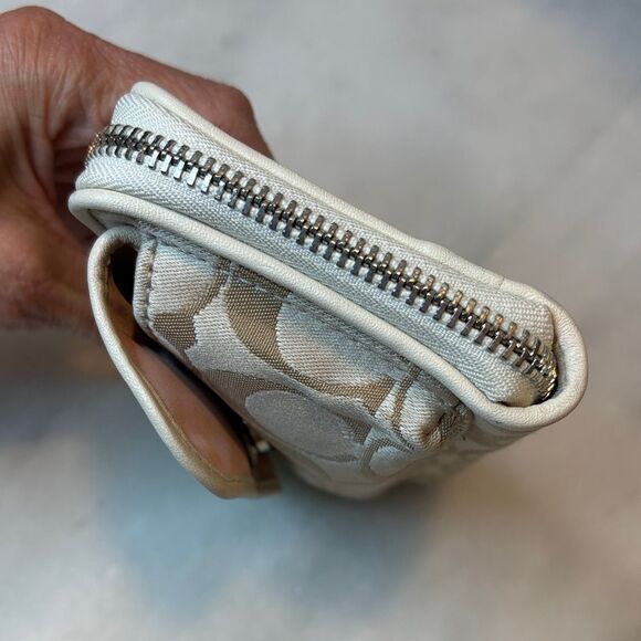 Coach Ashley Signature Sateen Small Zip Wallet - Picture 7 of 16
